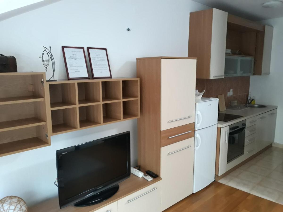 דירות Vrnjačka Banja Apartman Romansa מראה חיצוני תמונה