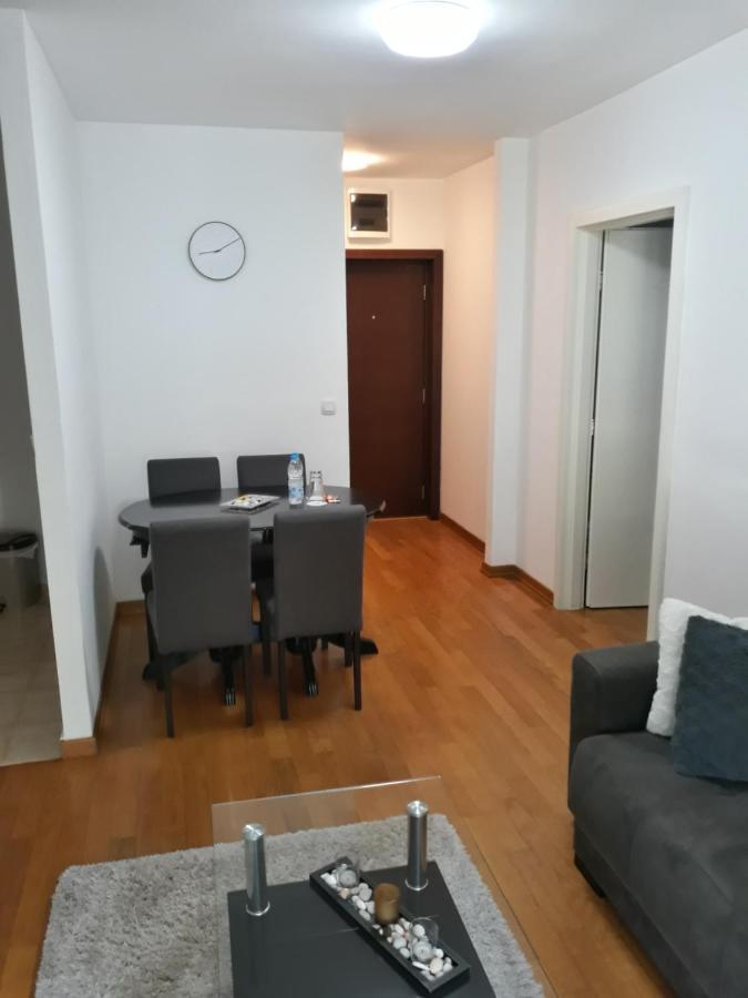 דירות Vrnjačka Banja Apartman Romansa מראה חיצוני תמונה